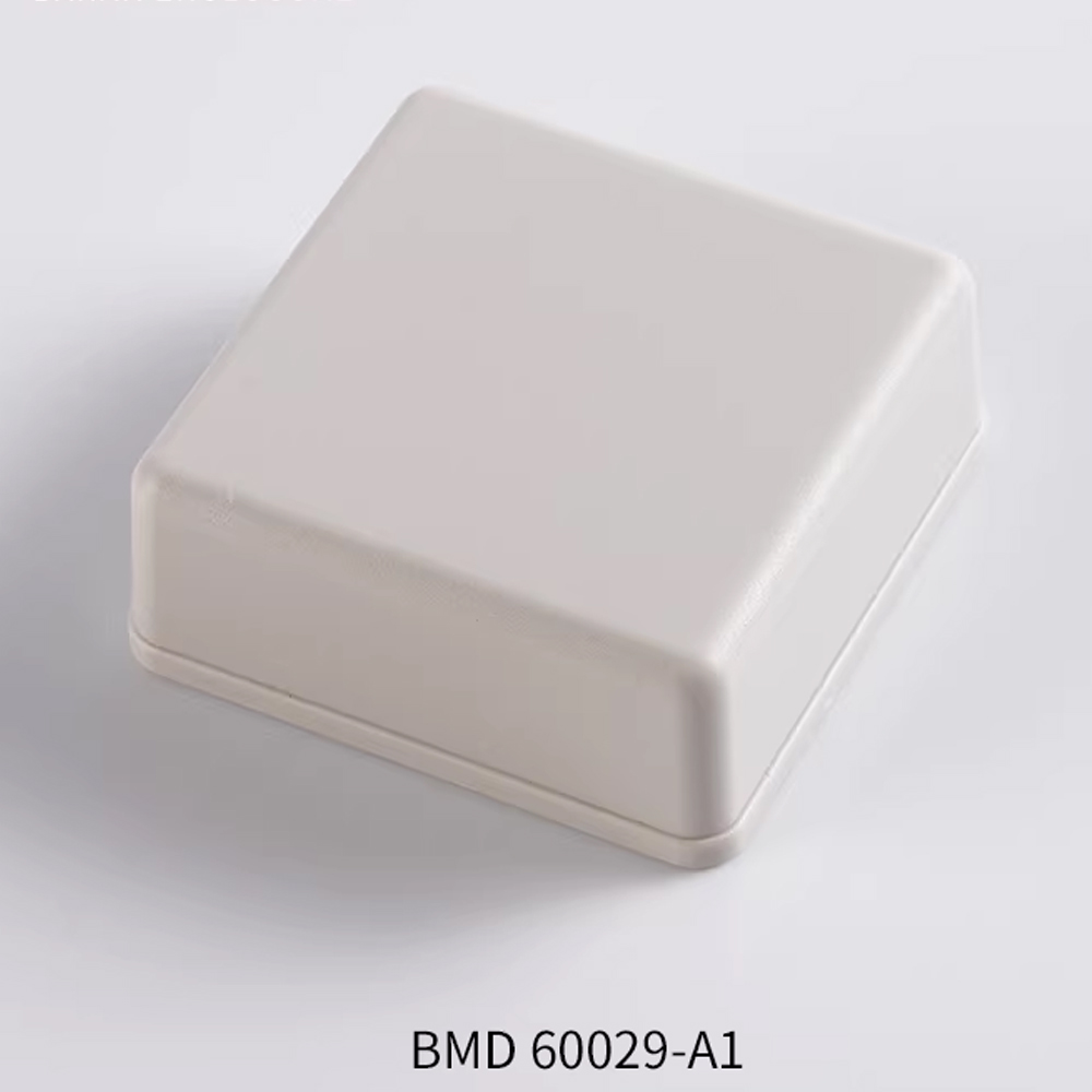 DIY Small Plastic Electric Box - огляд і ціна Diy Projects With Electronics